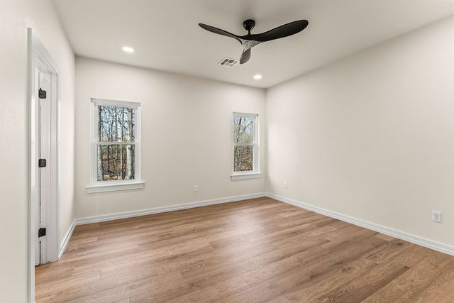 7 Lockerbie Circle, Bella Vista, AR 72715