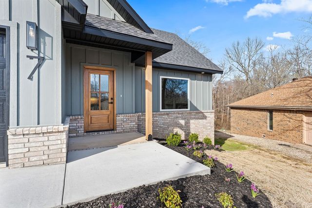 7 Lockerbie Circle, Bella Vista, AR 72715