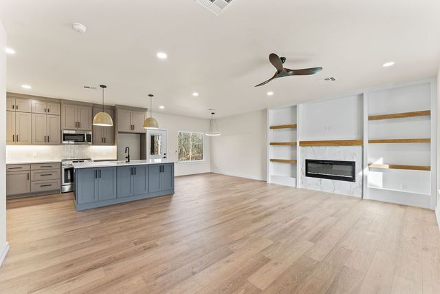 7 Lockerbie Circle, Bella Vista, AR 72715