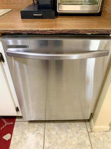 116 Canterbury E, West Palm Beach, FL 33417