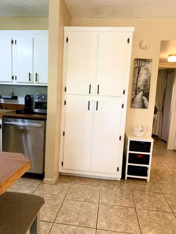 116 Canterbury E, West Palm Beach, FL 33417