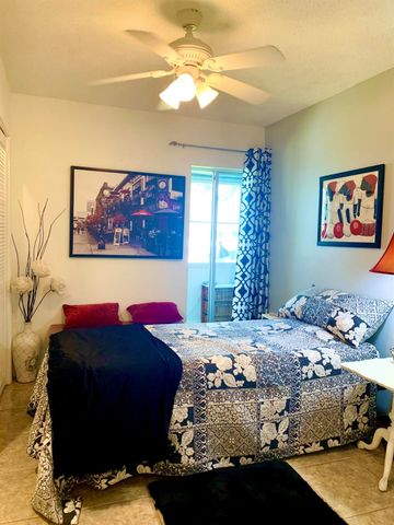 116 Canterbury E, West Palm Beach, FL 33417