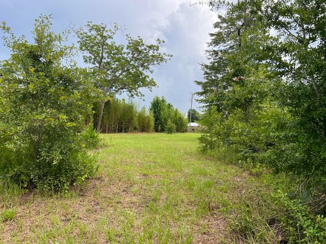 6807 John Pitts Road, Panama City, FL 32404