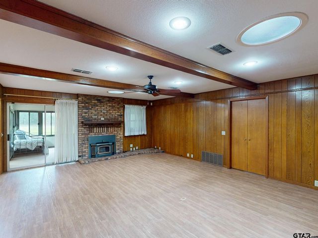 16415 C R 2191, Whitehouse, TX 75791