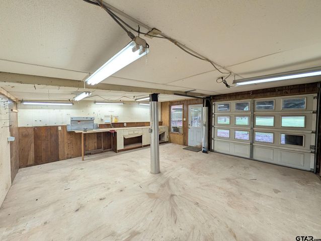 16415 C R 2191, Whitehouse, TX 75791