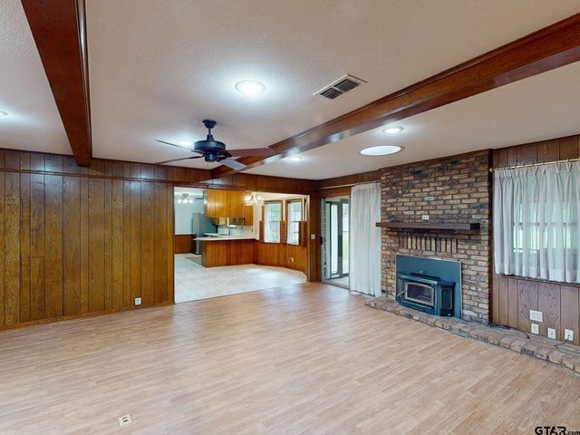 16415 C R 2191, Whitehouse, TX 75791