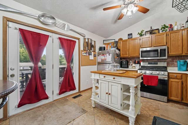 2513 Stegner Road, Obetz, OH 43207