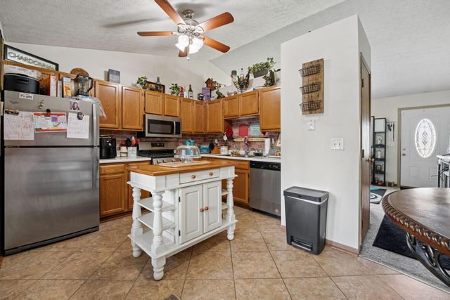 2513 Stegner Road, Obetz, OH 43207