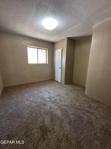 8920 Kenneth Street, El Paso, TX 79904
