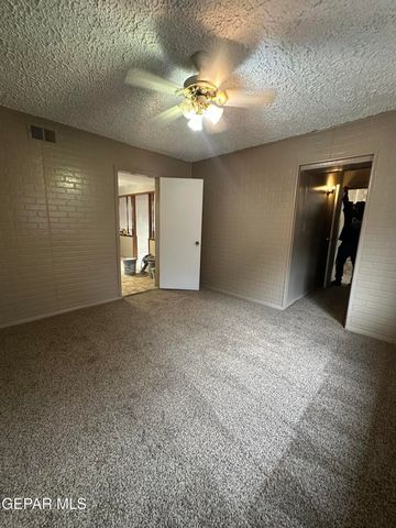 8920 Kenneth Street, El Paso, TX 79904