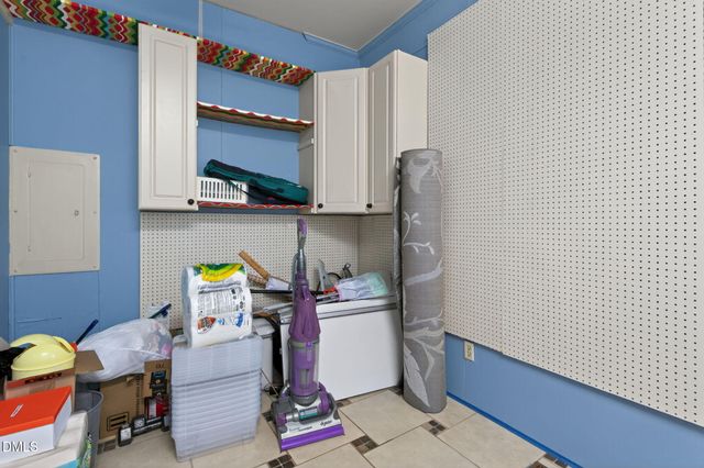 507 Holtz Lane, Cary, NC 27511