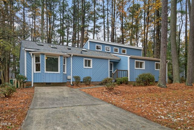 507 Holtz Lane, Cary, NC 27511