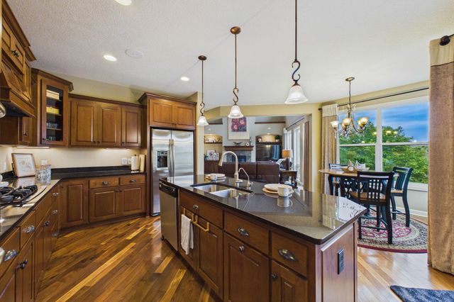 6276 Peony Lane N, Maple Grove, MN 55311