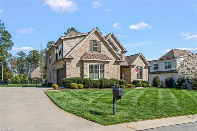 386 wentworth Drive, Winston-salem, NC 27107