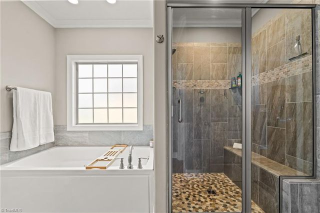 386 wentworth Drive, Winston-salem, NC 27107