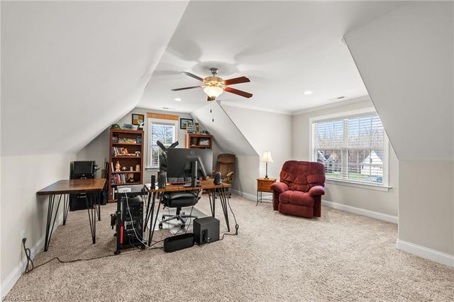 386 wentworth Drive, Winston-salem, NC 27107