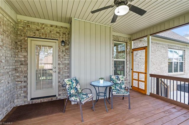 386 wentworth Drive, Winston-salem, NC 27107