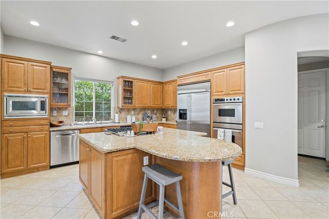 27018 Woodlands Dr, Valencia, CA 91355