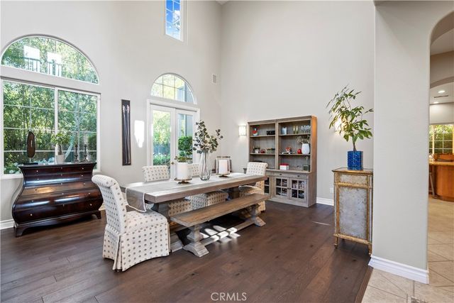 27018 Woodlands Dr, Valencia, CA 91355