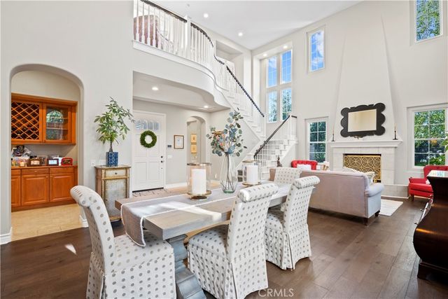 27018 Woodlands Dr, Valencia, CA 91355