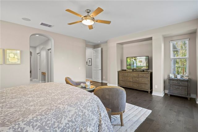 27018 Woodlands Dr, Valencia, CA 91355