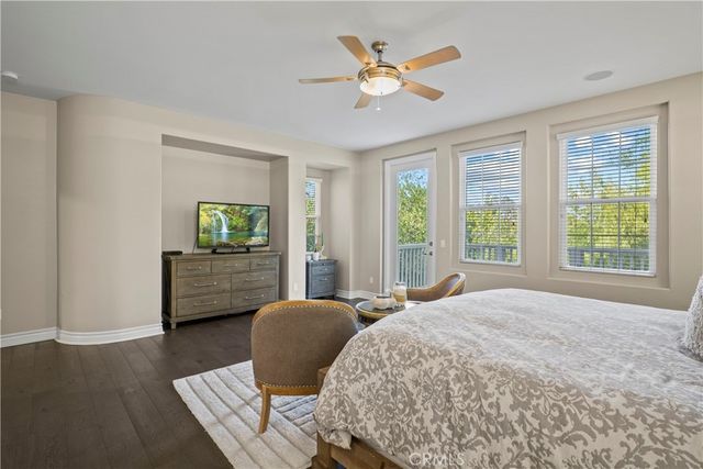 27018 Woodlands Dr, Valencia, CA 91355