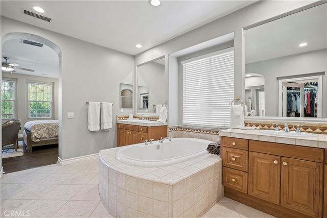 27018 Woodlands Dr, Valencia, CA 91355