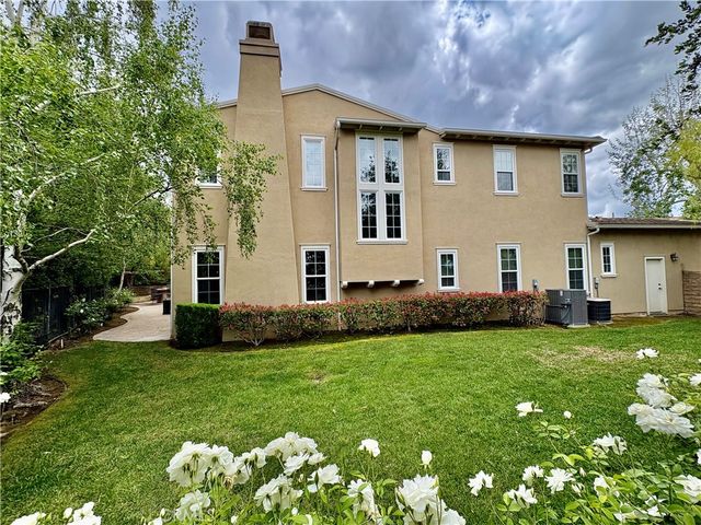 27018 Woodlands Dr, Valencia, CA 91355