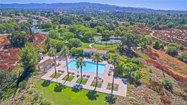 27018 Woodlands Dr, Valencia, CA 91355