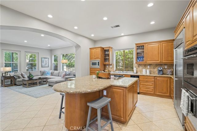 27018 Woodlands Dr, Valencia, CA 91355