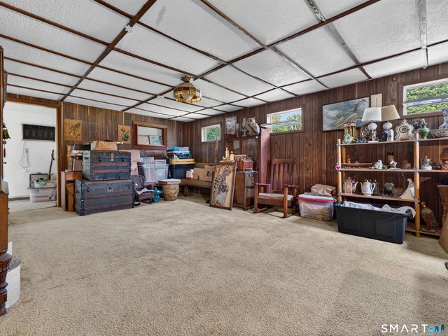 14 Perry Avenue, Waterford, CT 06385