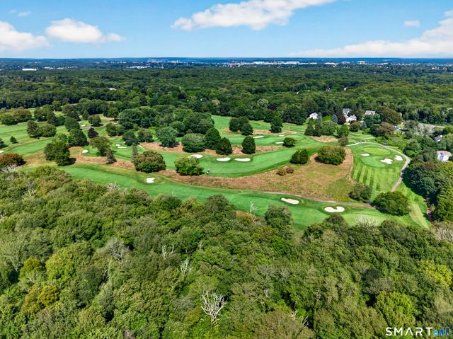 14 Perry Avenue, Waterford, CT 06385