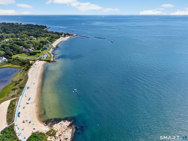 14 Perry Avenue, Waterford, CT 06385