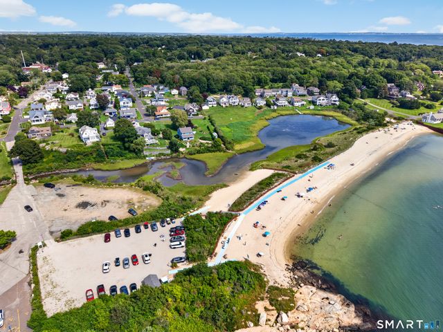 14 Perry Avenue, Waterford, CT 06385