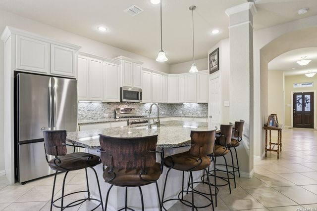 25607 Lakota Winter, San Antonio, TX 78261