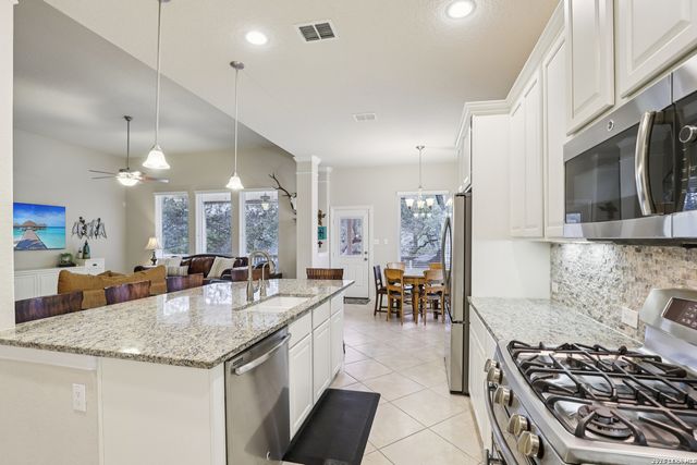 25607 Lakota Winter, San Antonio, TX 78261