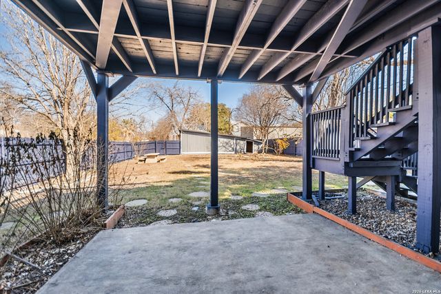 203 Eleanor, San Antonio, TX 78209