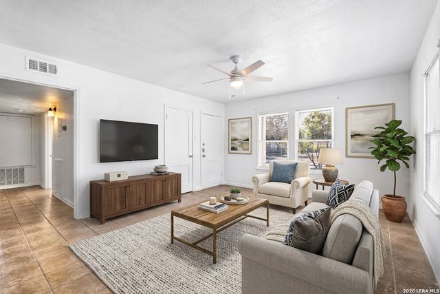 203 Eleanor, San Antonio, TX 78209