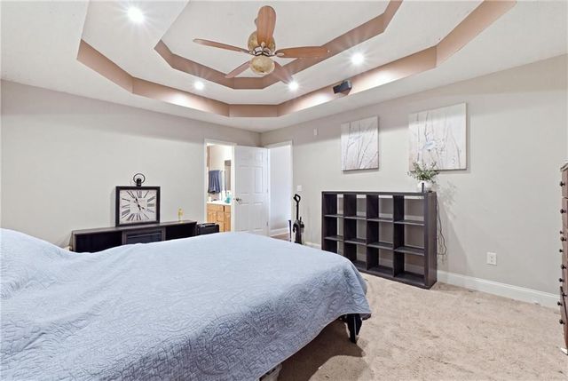 104 Twin Oaks Drive, Calhoun, GA 30701