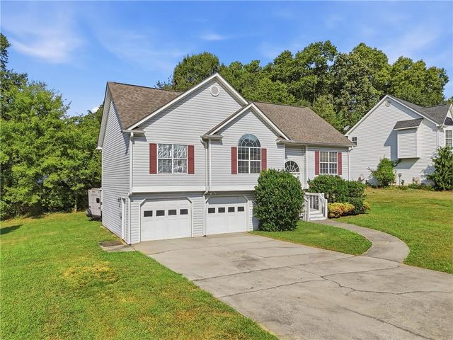 104 Twin Oaks Drive, Calhoun, GA 30701
