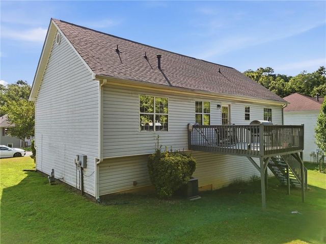 104 Twin Oaks Drive, Calhoun, GA 30701