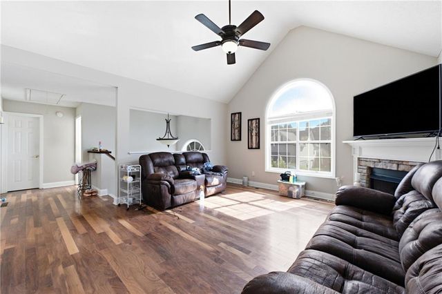 104 Twin Oaks Drive, Calhoun, GA 30701