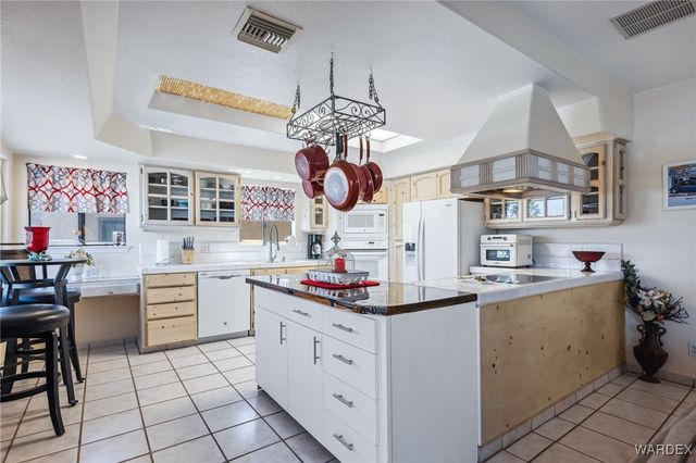 1332 Riverfront Drive, Bullhead City, AZ 86442