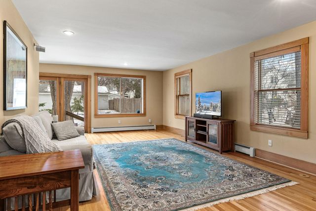 1787 Sargent Avenue, Saint Paul, MN 55105