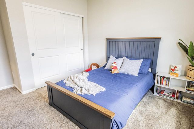 N56W24190 Peppertree DRIVE, Sussex, WI 53089