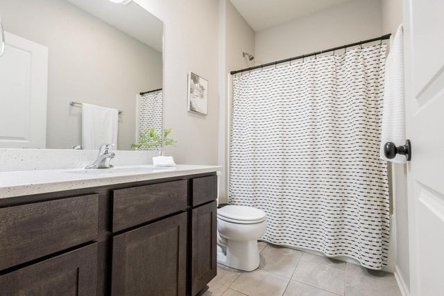 N56W24190 Peppertree DRIVE, Sussex, WI 53089