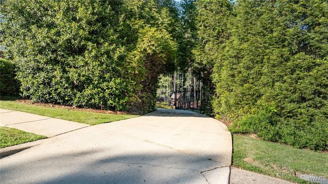 2053 Westminster, Tuscaloosa, AL 35406