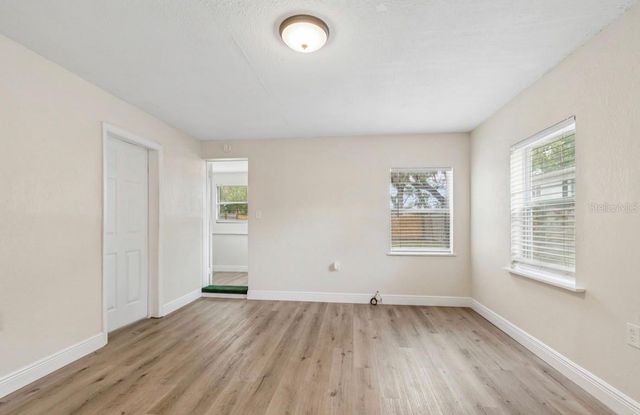 725 21ST AVENUE S, St Petersburg, FL 33705