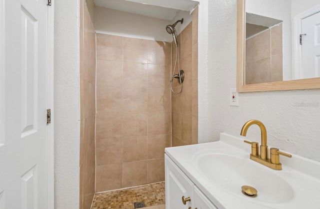 725 21ST AVENUE S, St Petersburg, FL 33705