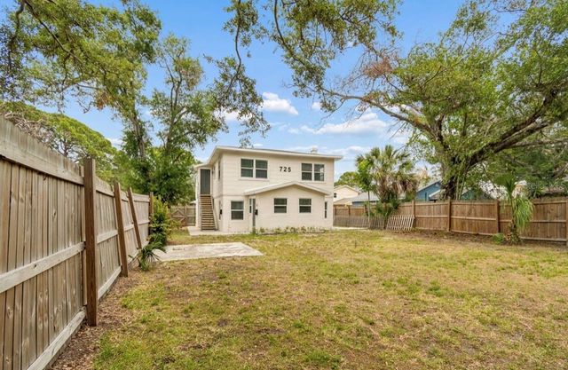 725 21ST AVENUE S, St Petersburg, FL 33705